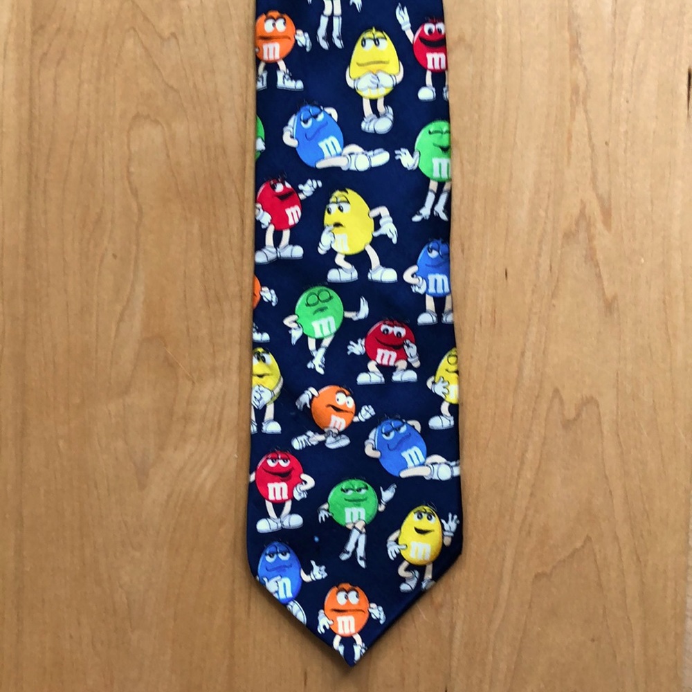 M&Ms tie